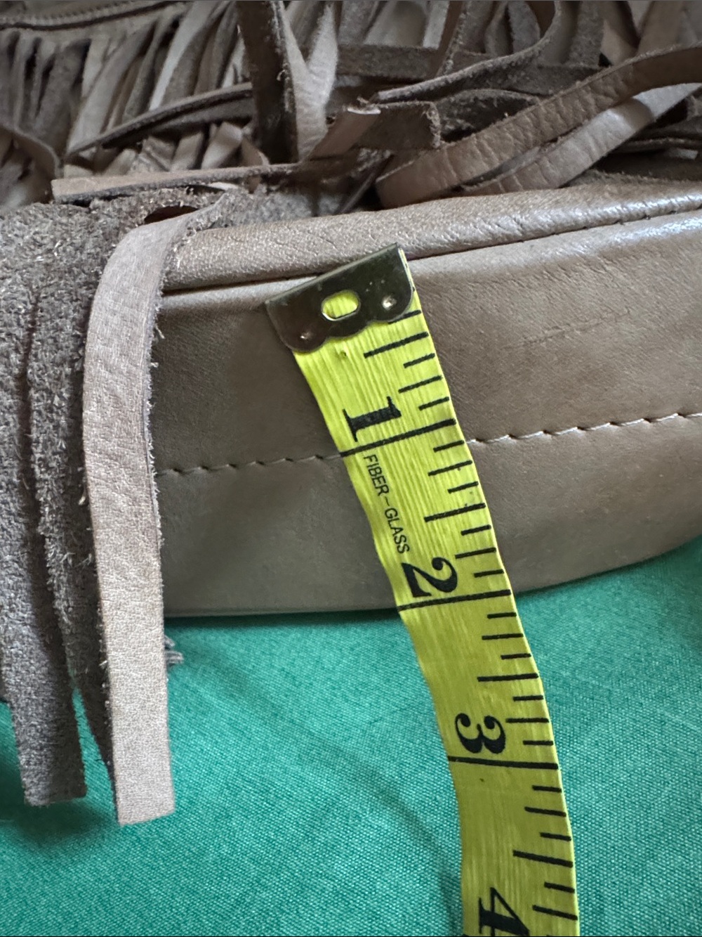 Beige leather shoulder/ crossbody fringe bag Italy - Picture 9 of 9
